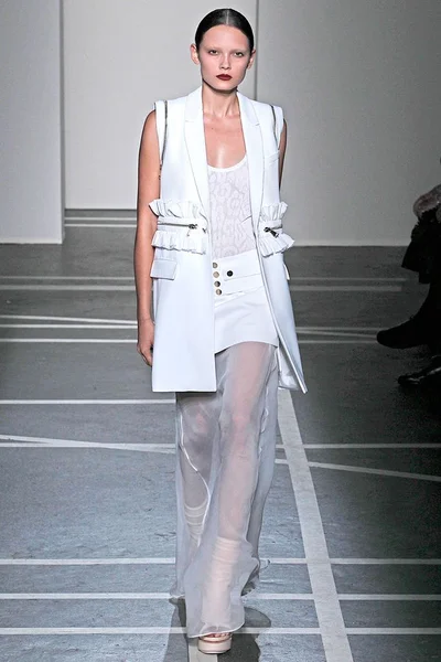 Look 21